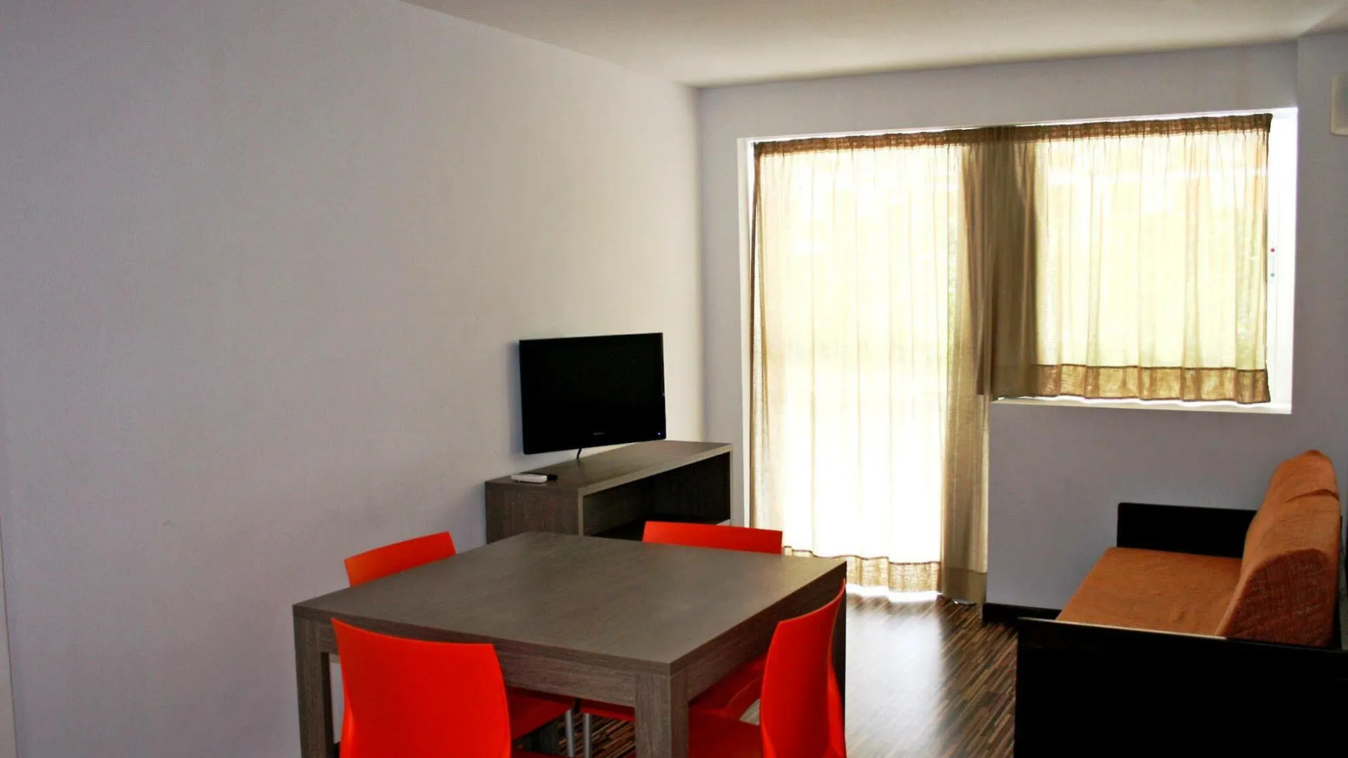 *** Hotel Apartamentos Park Suites Salou Španělsko