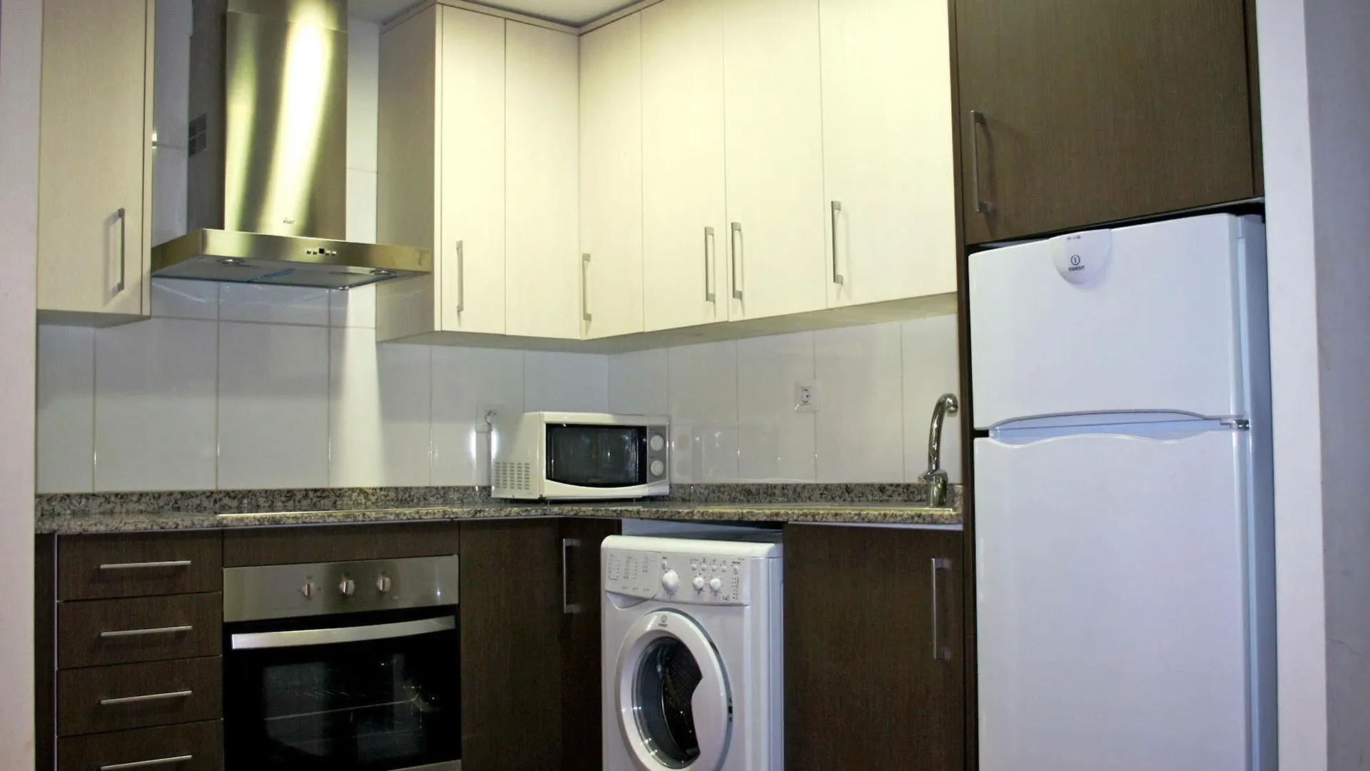 Apartamentos Park Suites Salou 3*,  Spanyolország